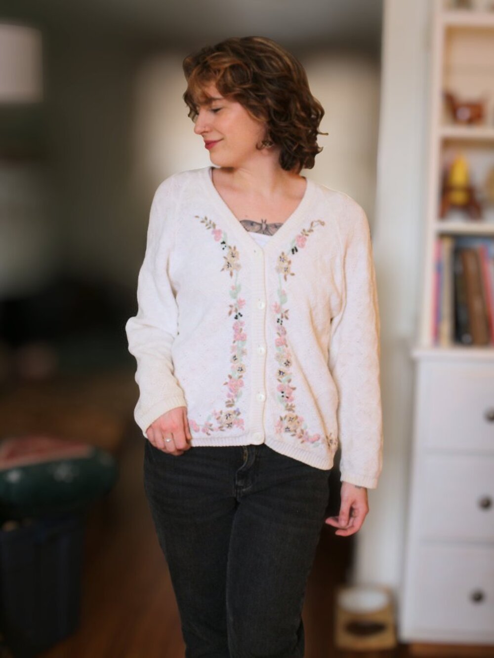 Vintage Cotton Knit Cardigan with Flower Decals